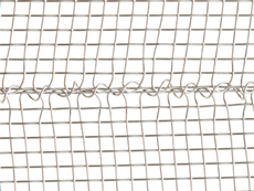 SUS304 plain weave wire cloth of 0.9Φ×4 mesh Selvage edges seamed using a tie wire of 1.0Φ